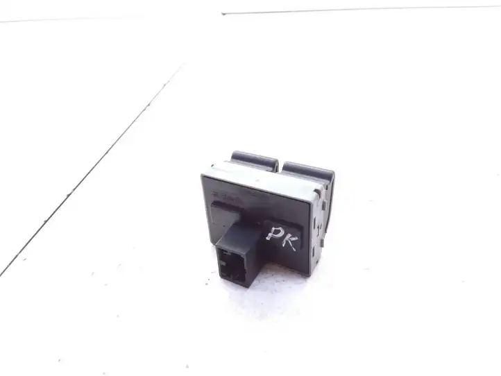 Seat Cordoba (6L) (2002 - 2009) 6Q0959858 Блок кнопок стеклоподъемников — фото 3