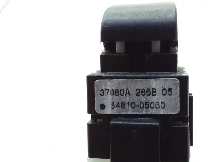 Toyota Avensis T250 (2003 - 2006) 8481005050 Блок кнопок стеклоподъемников — фото 4