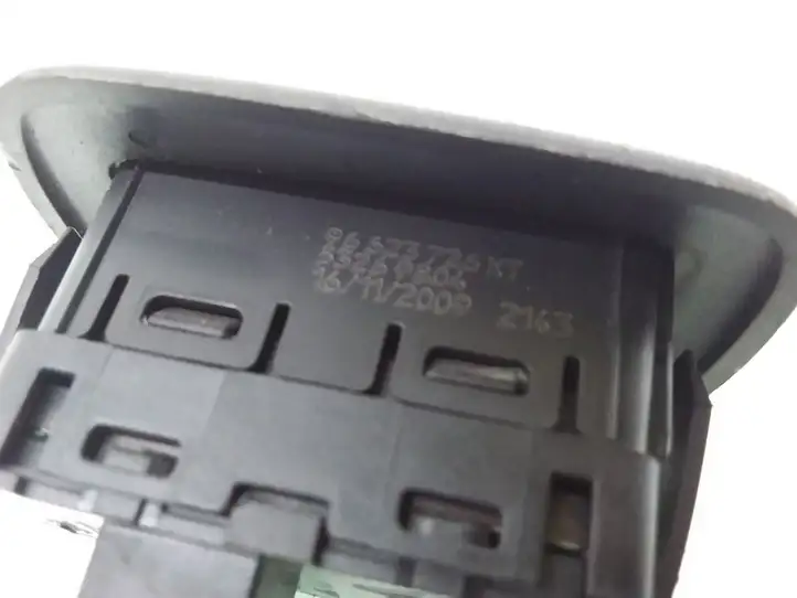 Citroen C5 (2008 - 2017) 96623726XT Блок кнопок стеклоподъемников — фото 4