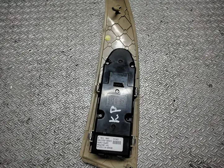 BMW 5 E60 E61 (2004 - 2010) 6951905 Кнопка стеклоподъемников — фото 2