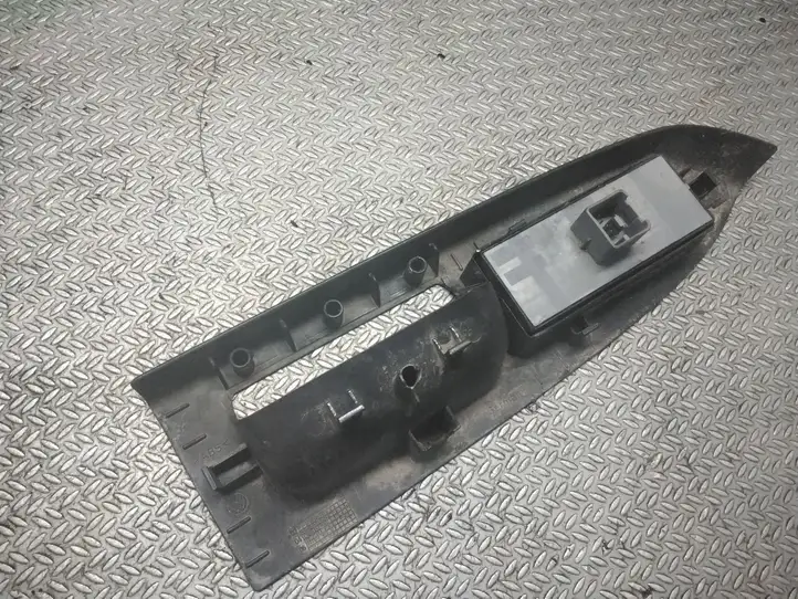 Volkswagen Touran I (2003 - 2010) 1T1867371F Блок кнопок стеклоподъемников — фото 3
