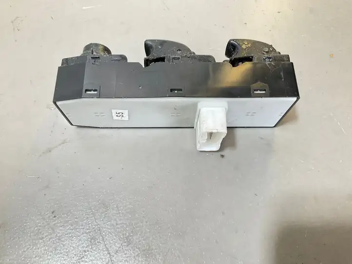 Chevrolet Lacetti (2004 - 2008) 621W05170 Блок кнопок стеклоподъемников — фото 2