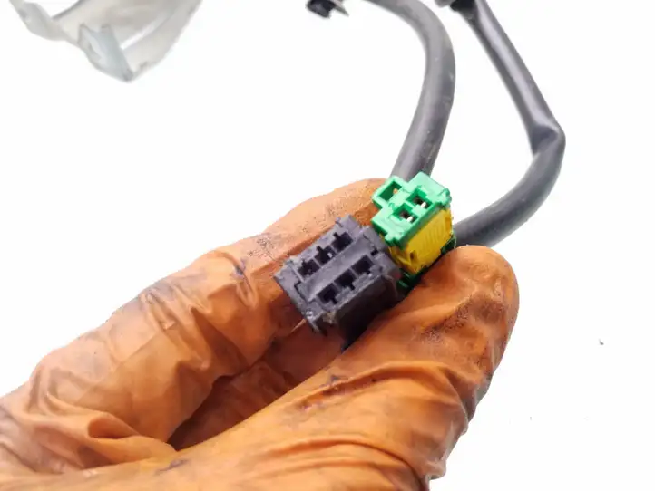 Opel Vivaro (2001 - 2006)  8200320520 Тормозная педаль