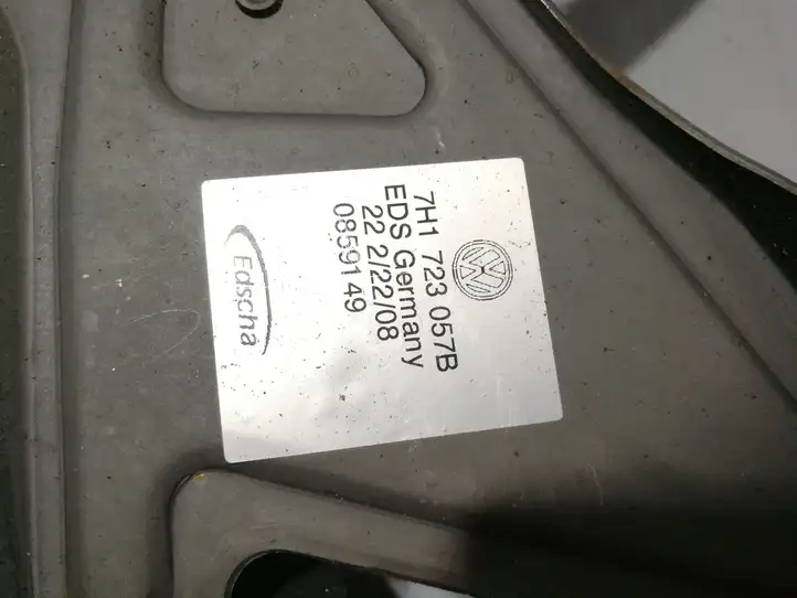 Volkswagen Multivan T5 (2003 - 2015)  7H1723057B Тормозная педаль