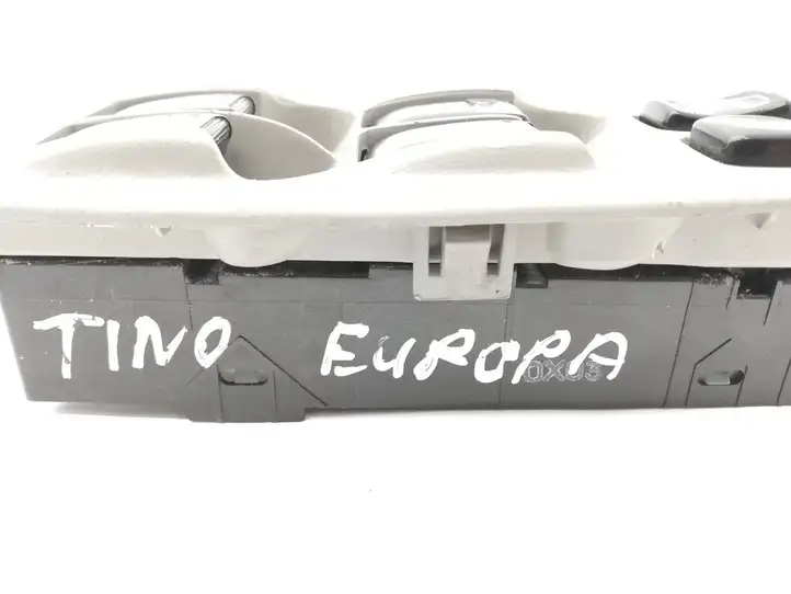 Nissan Almera Tino (2000 - 2003) 80961 Блок кнопок стеклоподъемников — фото 3