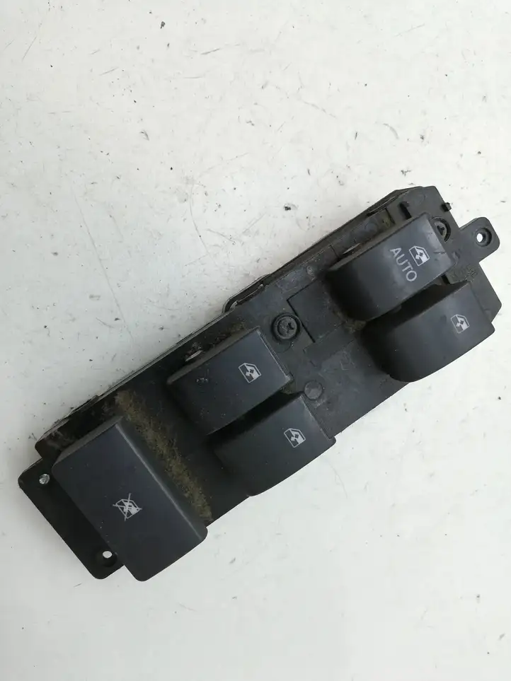 Chevrolet Captiva (2006 - 2011) 202005436 Блок кнопок стеклоподъемников — фото 1