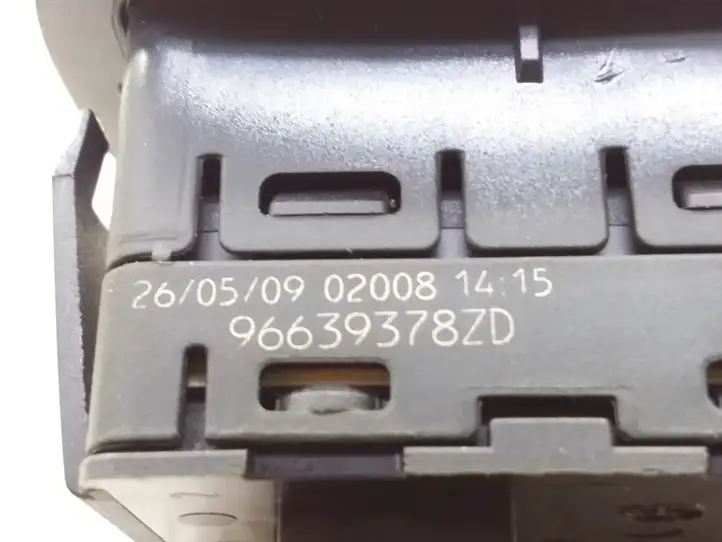 Citroen C4 I Picasso (2006 - 2013) 96639378ZD Блок кнопок стеклоподъемников — фото 3