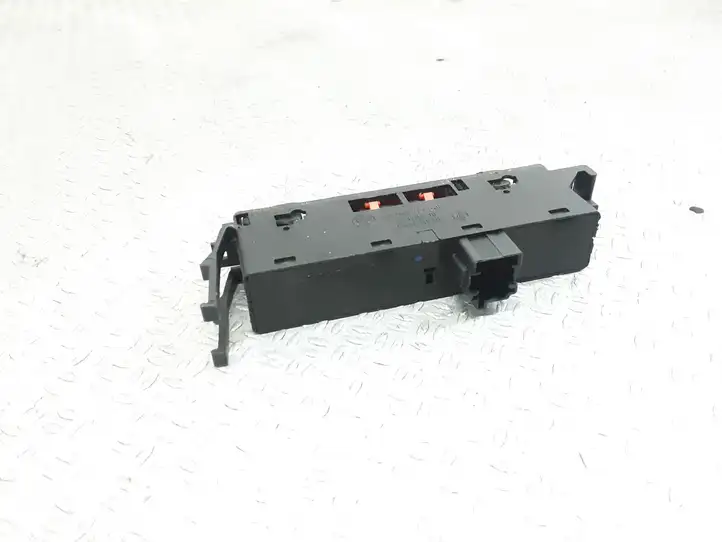 BMW 3 E46 (1998 - 2005) 61318381518 Блок кнопок стеклоподъемников — фото 2