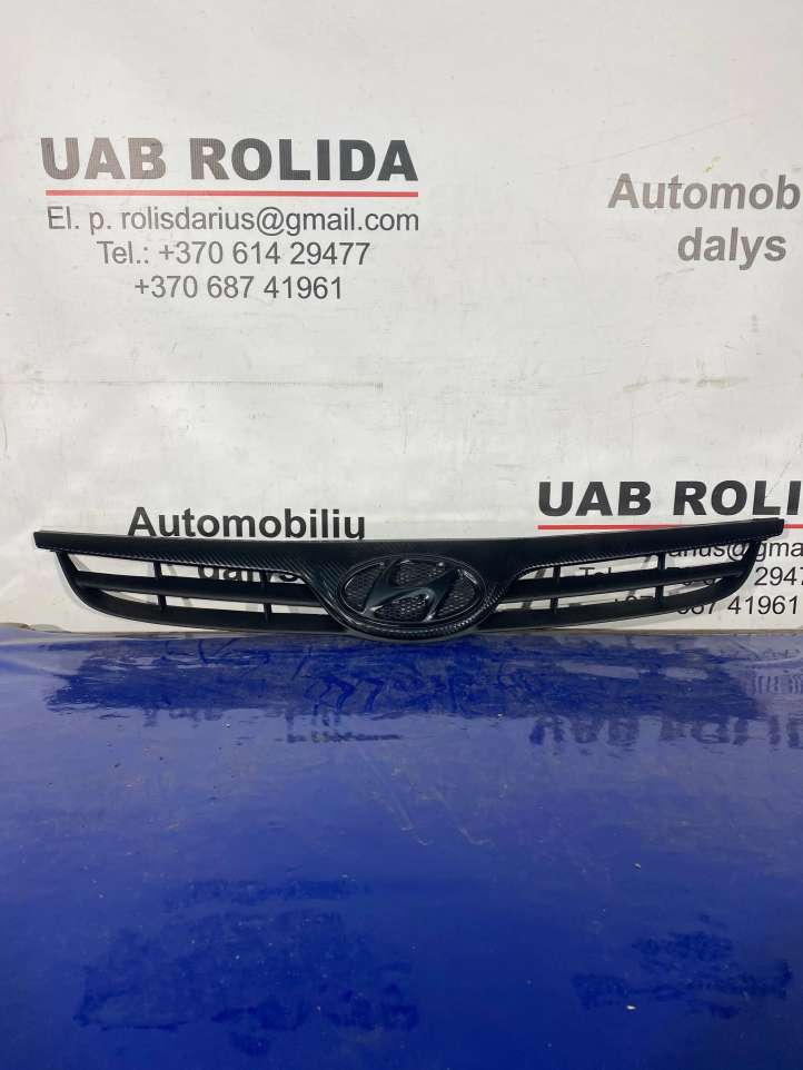 Hyundai i20 (2008 - 2012)  863511J00 Верхняя решётка