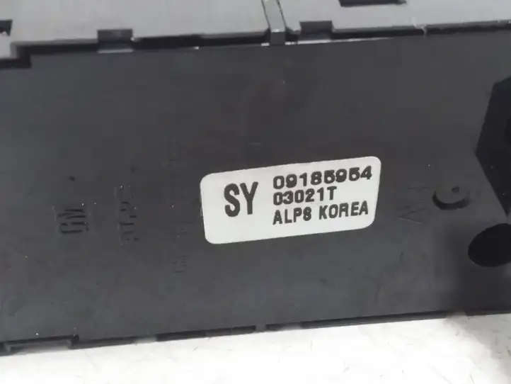 Opel Signum (2002 - 2008) 09185954 Блок кнопок стеклоподъемников — фото 3