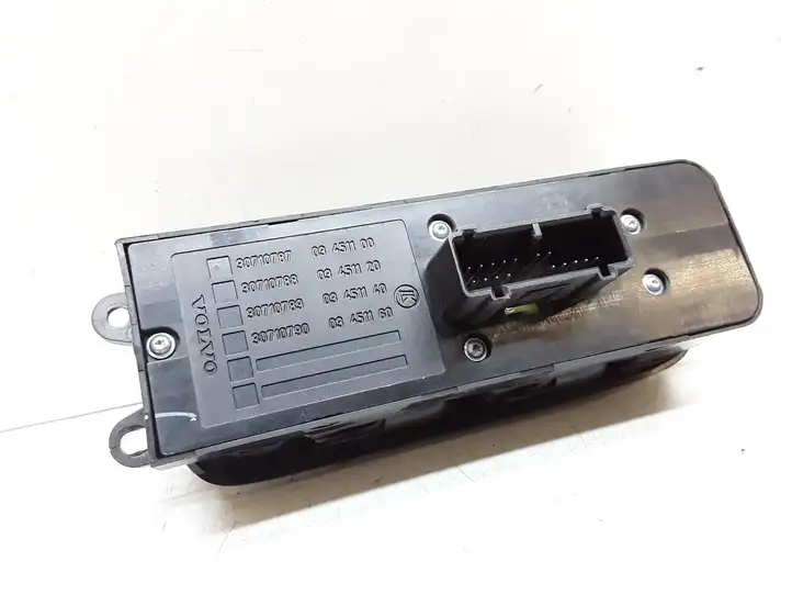 Volvo V50 (2004 - 2008) 30710787 Блок кнопок стеклоподъемников — фото 2