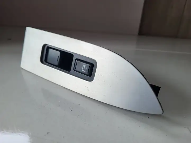 Nissan Murano Z51 (2009 - 2016)   Кнопка стеклоподъемников