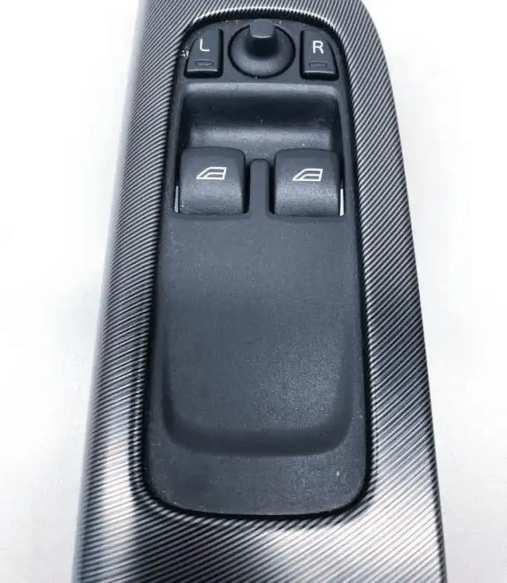 Volvo C30 (2010 - 2013) 31334361 Кнопка стеклоподъемников — фото 3