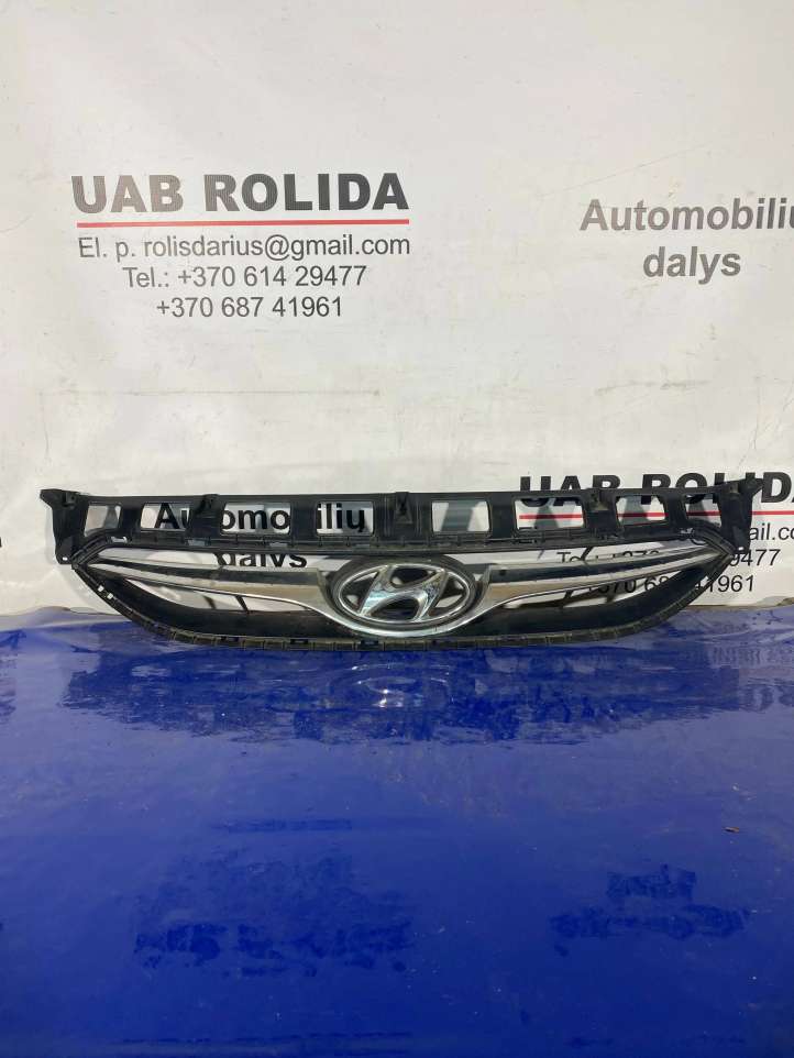 Hyundai i40 (2011 - )  863513Z000 Верхняя решётка