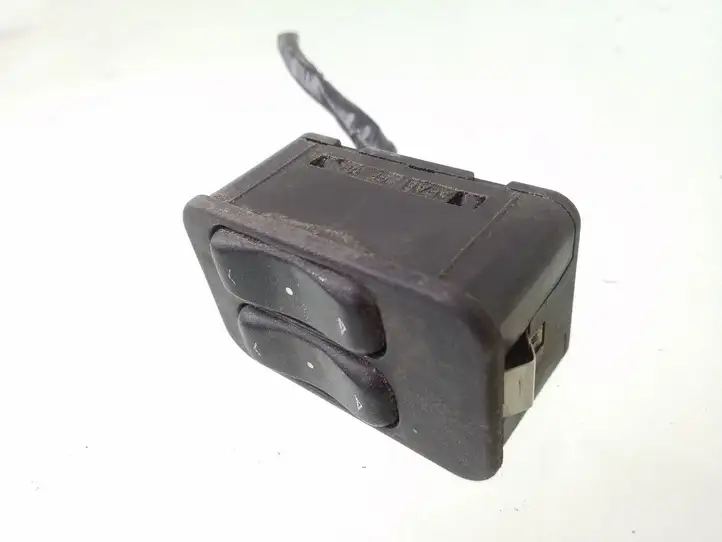 Opel Zafira A (1999 - 2003) 90561088 Блок кнопок стеклоподъемников — фото 1