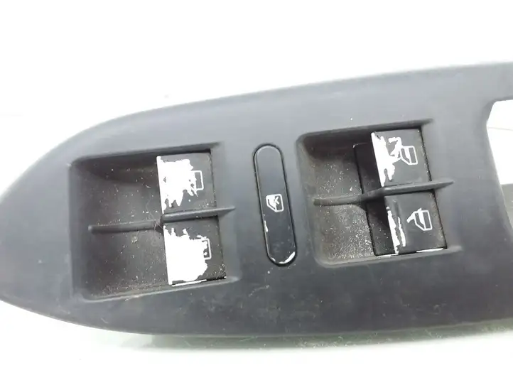 Volkswagen Touran I (2003 - 2010) 1K4959857A Блок кнопок стеклоподъемников — фото 4