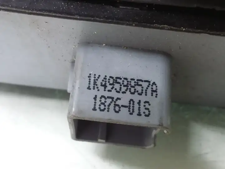 Volkswagen Touran I (2003 - 2010) 1K4959857A Блок кнопок стеклоподъемников — фото 6