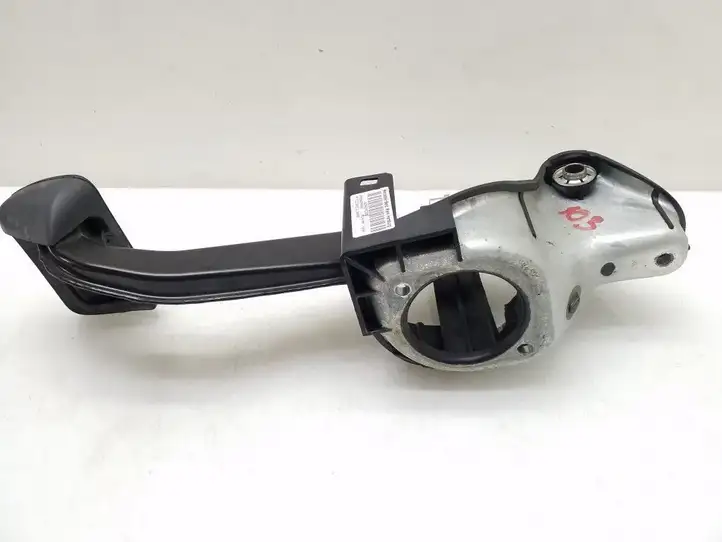 Mercedes-Benz C W204 (2007 - 2014) A2042902001 Тормозная педаль — фото 4
