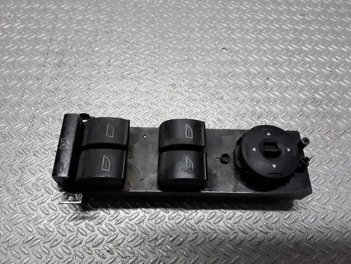 Ford Focus C-MAX (2003 - 2010) 3M5T14A132AF Блок кнопок стеклоподъемников — фото 1