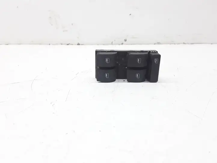 Seat Exeo (3R) (2008 - 2013) 8E0959851D Кнопка стеклоподъемников — фото 1