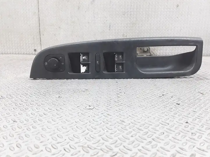 Volkswagen Jetta V (2005 - 2010) 1K4868049B Блок кнопок стеклоподъемников — фото 1