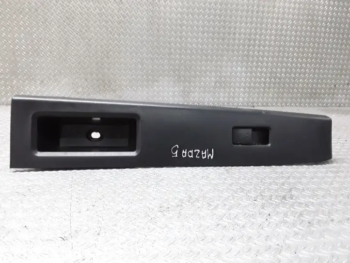 Mazda 5 (2005 - 2010) CC29684L1C02 Кнопка стеклоподъемников — фото 1