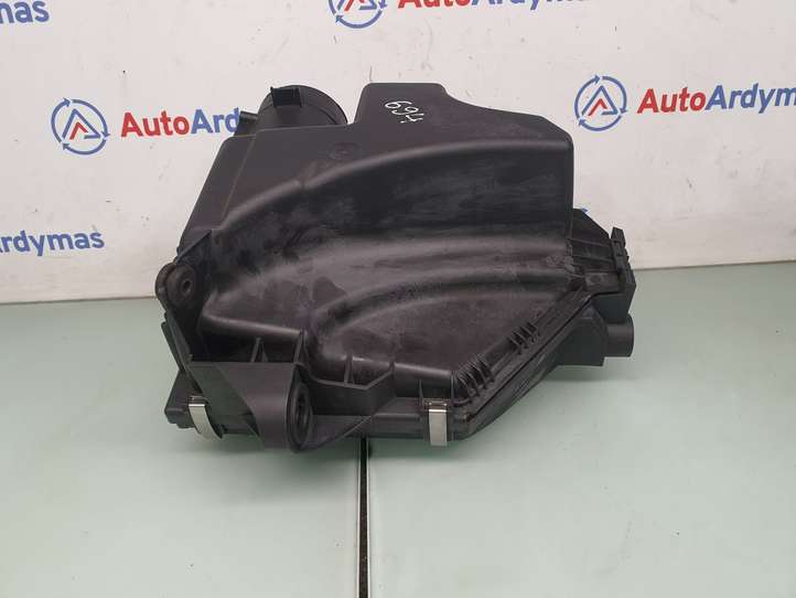 BMW X3 F25 (2010 - 2017)  7616932 Коробка воздушного фильтра
