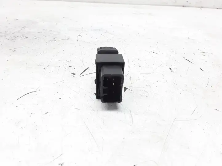 Hyundai Getz (2005 - 2011)   Кнопка стеклоподъемников