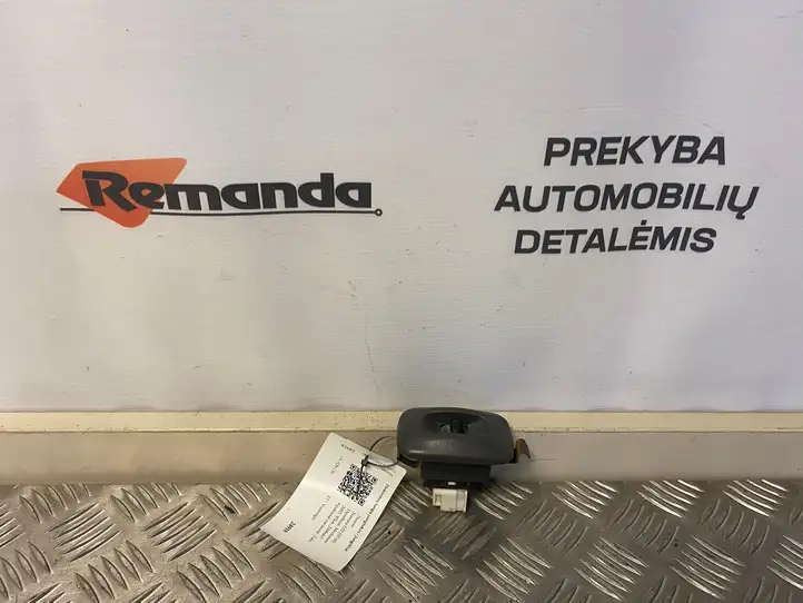 Nissan Navara D22 (1997 - 2004) 8296025700 Блок кнопок стеклоподъемников — фото 1
