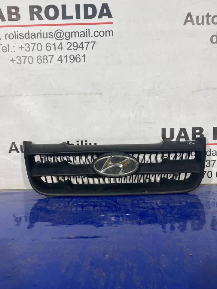 Hyundai Matrix (2001 - 2005)  8636517000 Верхняя решётка