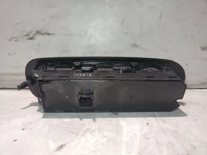 Ford S-MAX (2006 - 2010) 7S7T14A132BC Блок кнопок стеклоподъемников — фото 3