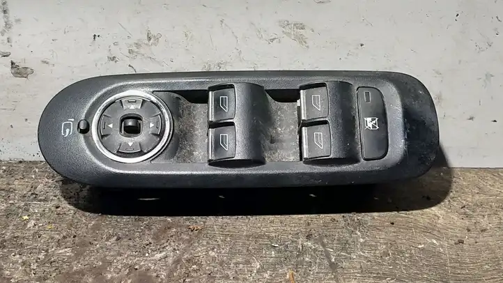 Ford Mondeo MK IV (2007 - 2014) 7S7T14A132BC Блок кнопок стеклоподъемников — фото 1