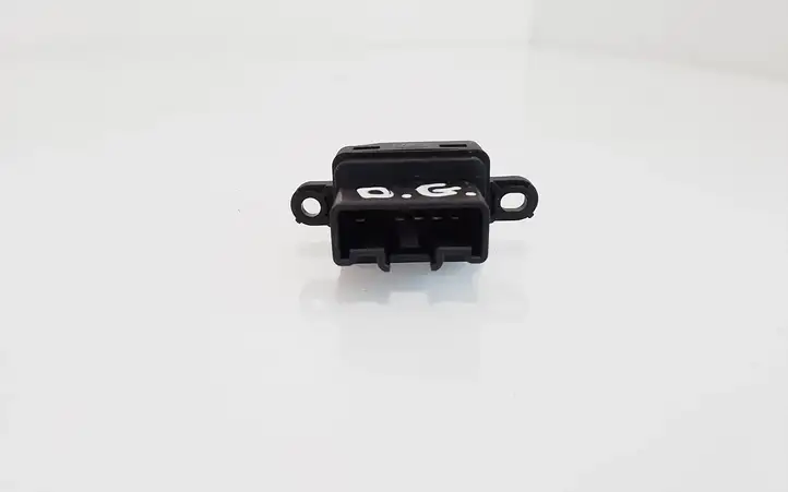Mazda 2 (2003 - 2007) 039766370 Блок кнопок стеклоподъемников — фото 3