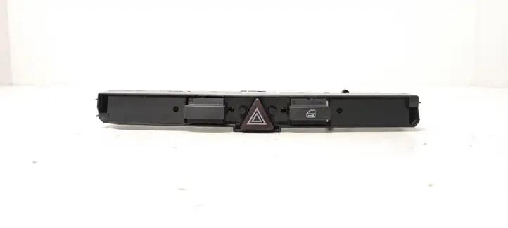 Opel Astra H (2004 - 2009) 03758075 Включатель аварийных фонарей — фото 1