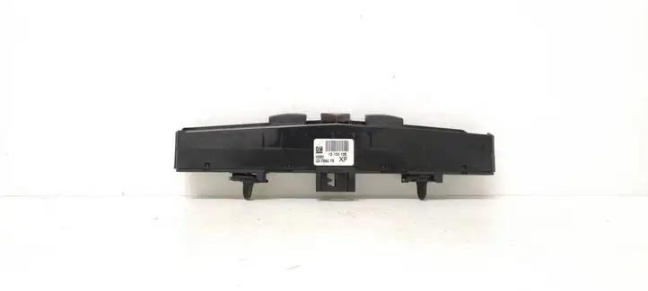 Opel Astra H (2004 - 2009) 03758075 Включатель аварийных фонарей — фото 4