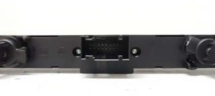 Opel Astra H (2004 - 2009) 03758075 Включатель аварийных фонарей — фото 5