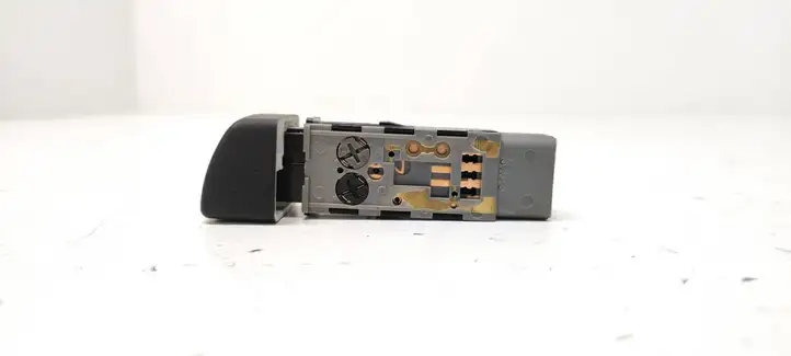 Hyundai Santa Fe (2000 - 2005)  93730 Включатель противотуманных фар