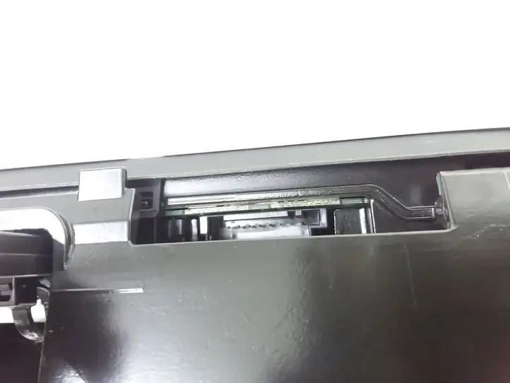 Audi A6 (2011 - 2014)  4G1919601G Экран/ дисплей / маленький экран