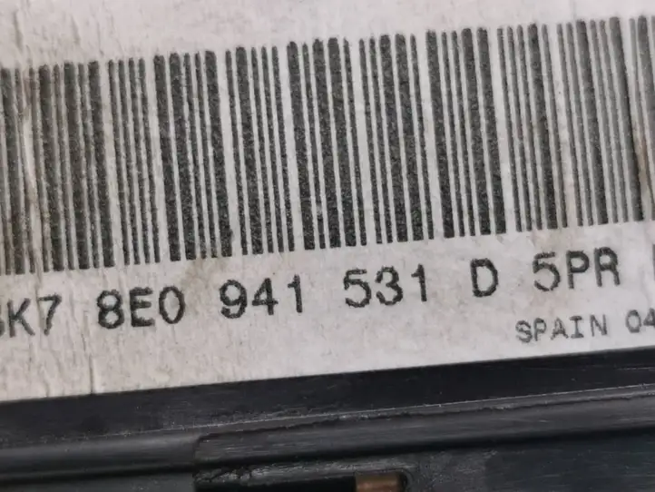 Audi A4 S4 B7 8E 8H (2004 - 2009) 8E0941531D Включатель фонарей — фото 5
