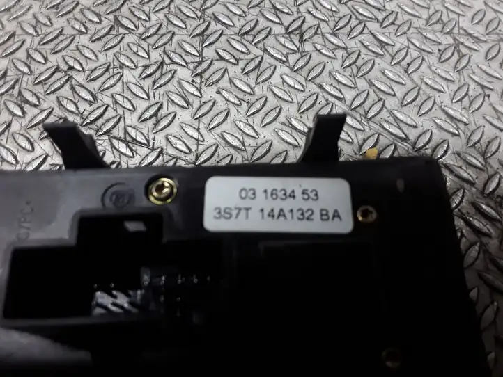 Ford Mondeo Mk III (2000 - 2007) 03163453 Блок кнопок стеклоподъемников — фото 2