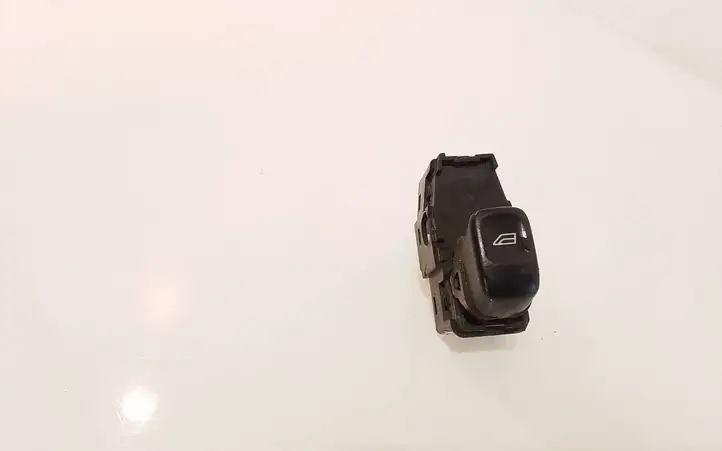 Volvo S60 (2000 - 2004) 8685288 Блок кнопок стеклоподъемников — фото 3