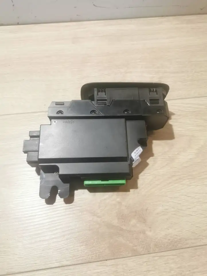Volvo XC90 (2006 - 2014) 30746075 Блок кнопок стеклоподъемников — фото 2