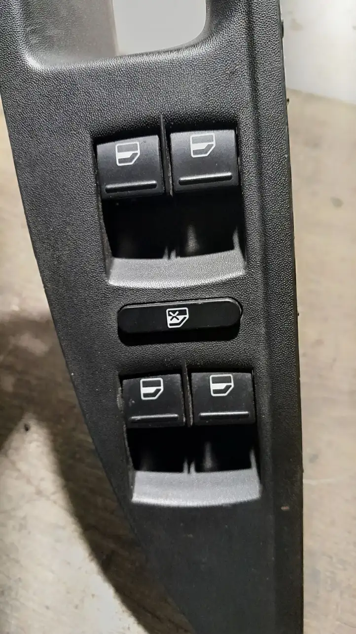 Volkswagen Touran I (2003 - 2010) 1K4959857B Блок кнопок стеклоподъемников — фото 4