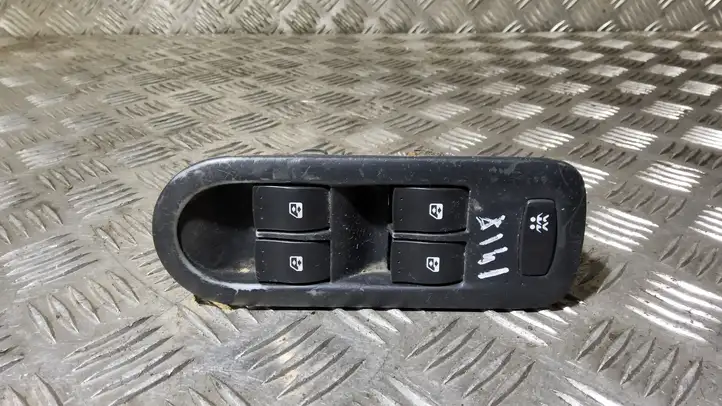 Renault Scenic II - Grand scenic II (2003 - 2006) 156018070 Блок кнопок стеклоподъемников — фото 1