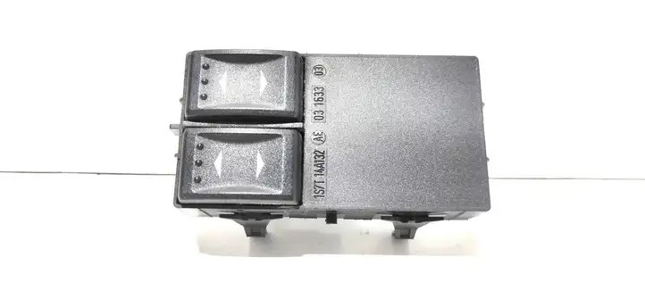 Ford Mondeo Mk III (2000 - 2007) 1S7T14A132 Блок кнопок стеклоподъемников — фото 1