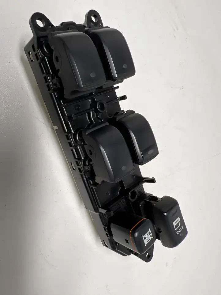 Mitsubishi Pajero (2006 - 2011) 8404053080 Блок кнопок стеклоподъемников — фото 2