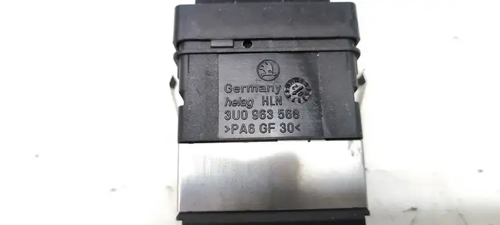 Skoda Superb B5 (3U) (2001 - 2008) 3U0963563 Включатель обогрева — фото 5