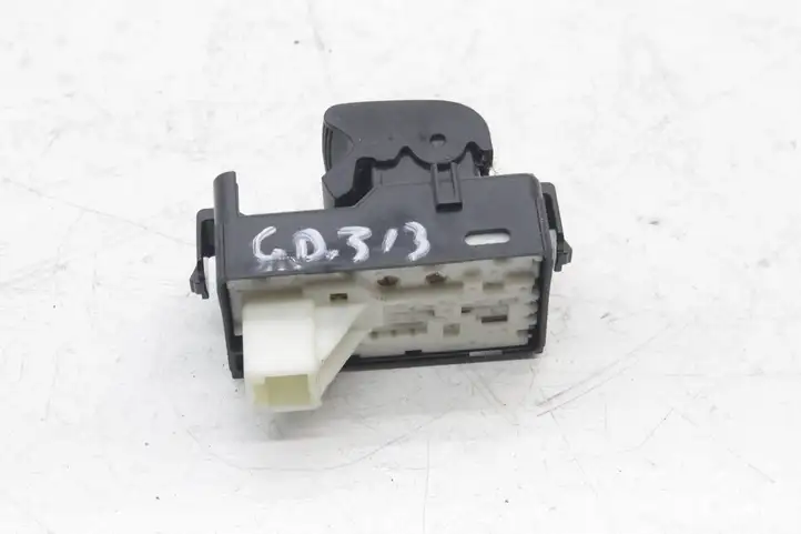 Toyota Prius+ (ZVW40) (2011 - 2018) Блок кнопок стеклоподъемников — фото 1