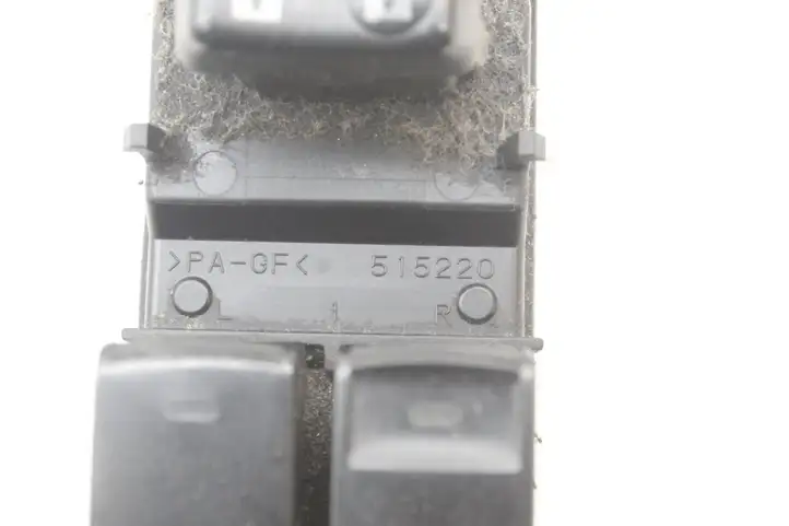 Toyota Prius+ (ZVW40) (2011 - 2018) Блок кнопок стеклоподъемников — фото 6