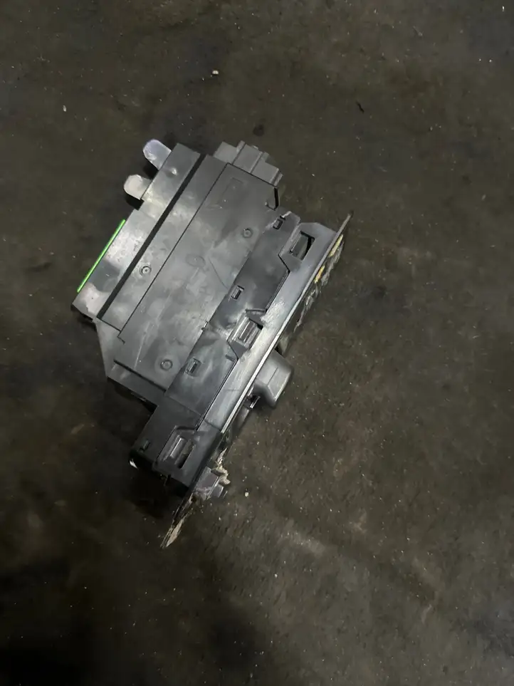 Volvo S60 (2000 - 2004) 30658147 Блок кнопок стеклоподъемников — фото 2